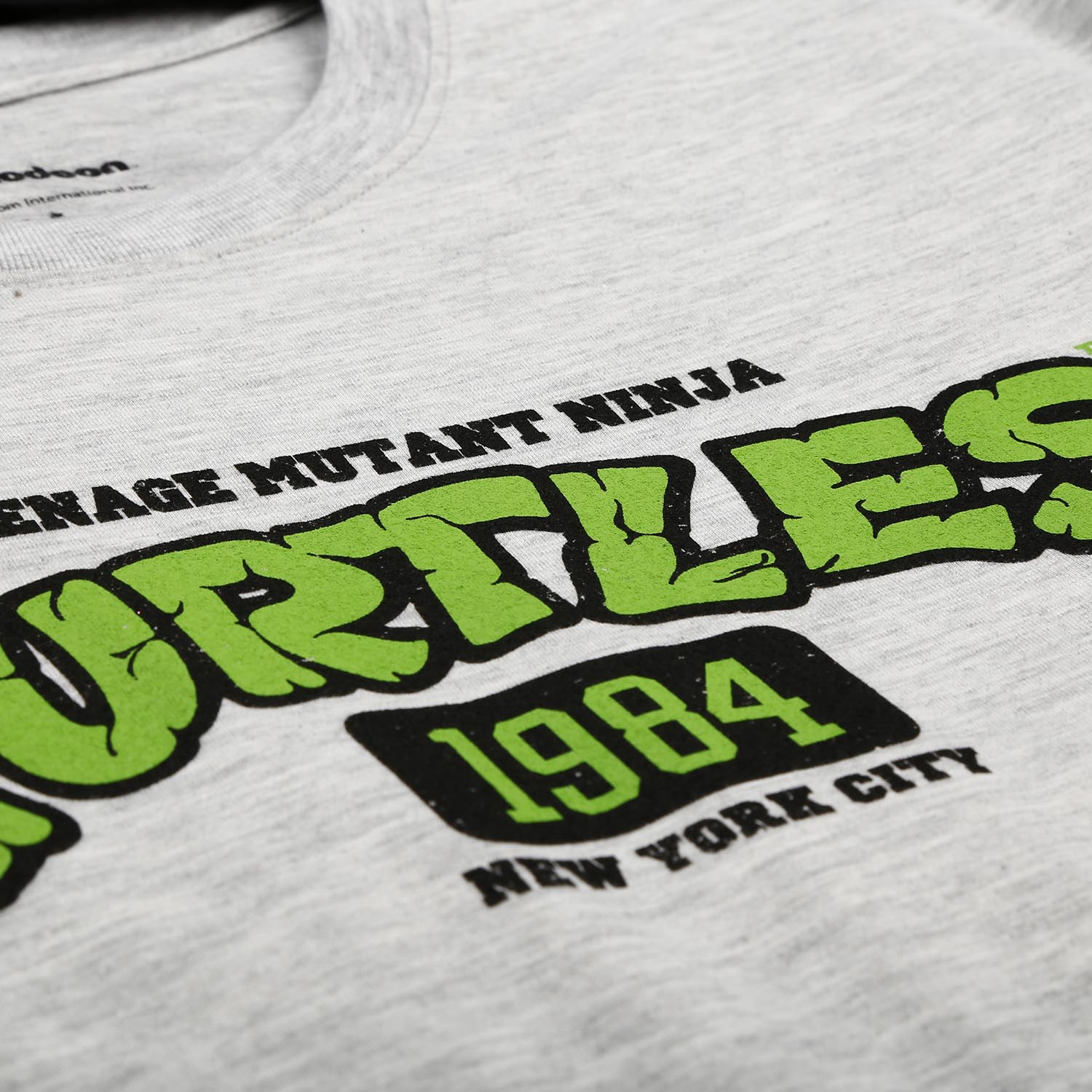PIJAMA DE LAS TORTUGAS NINJA DE PANTALÓN CORTO GRIS Y NEGRA PARA HOMBRE