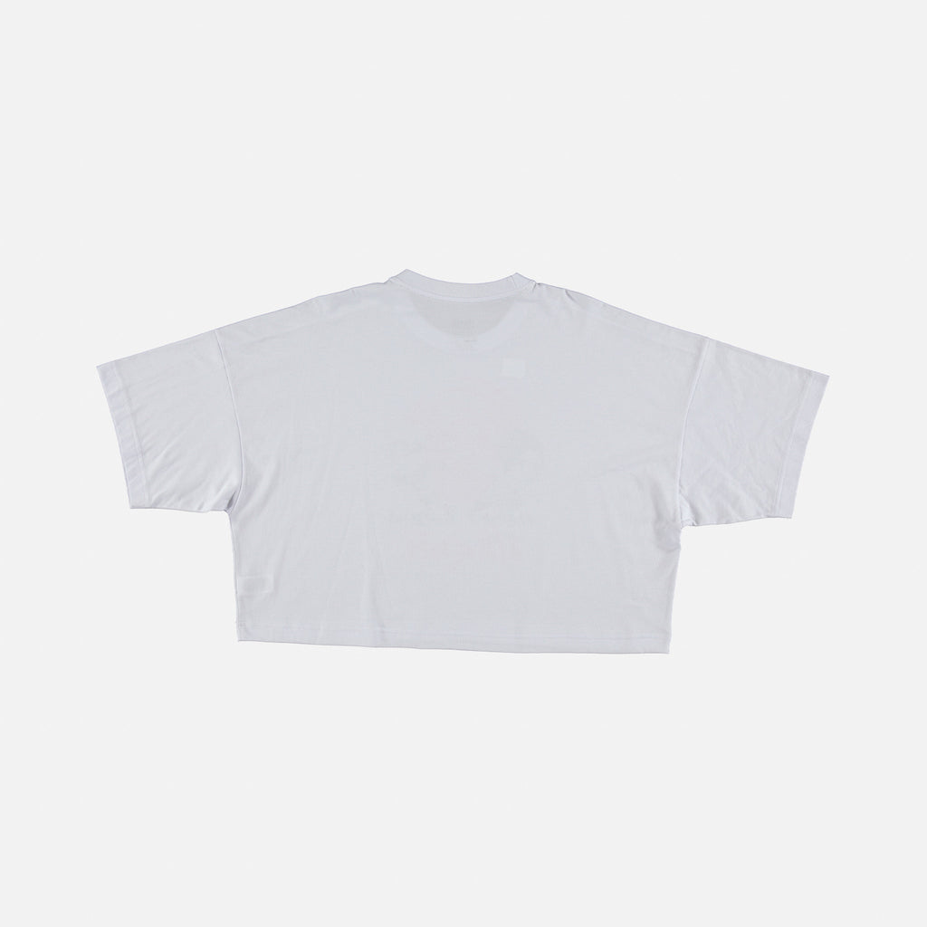 CAMISETA DE NARUTO TIPO CROP BLANCA PARA MUJER