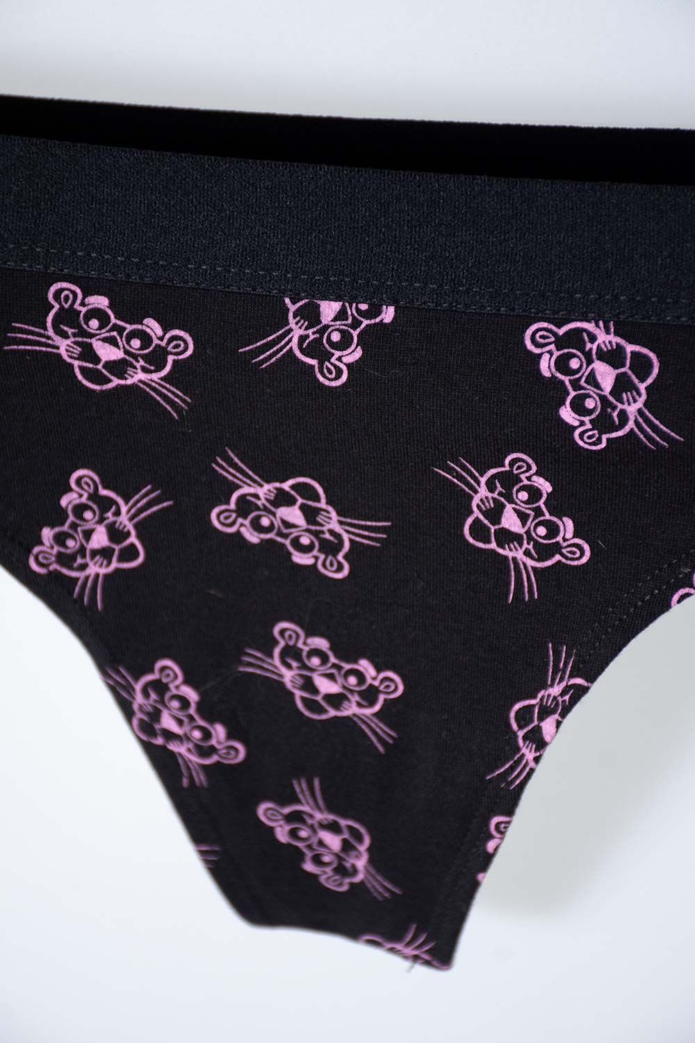 PACK X2 PANTIES DE LA PANTERA ROSA NEGRA Y ROSADA PARA MUJER