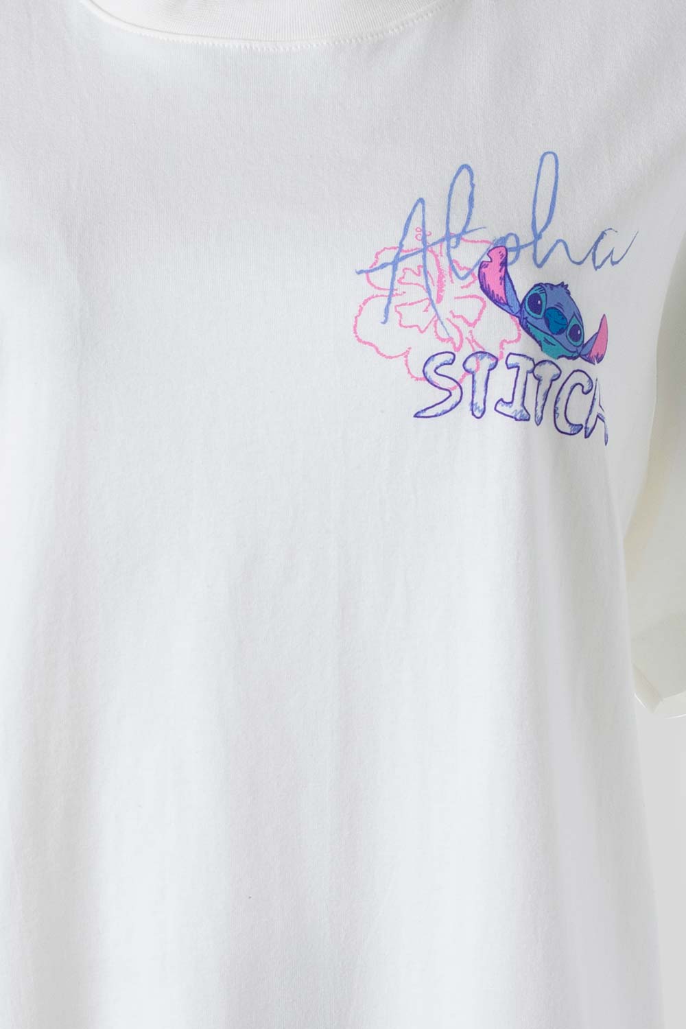 CAMISETA DE STITCH MARFIL REGULAR FIT PARA MUJER