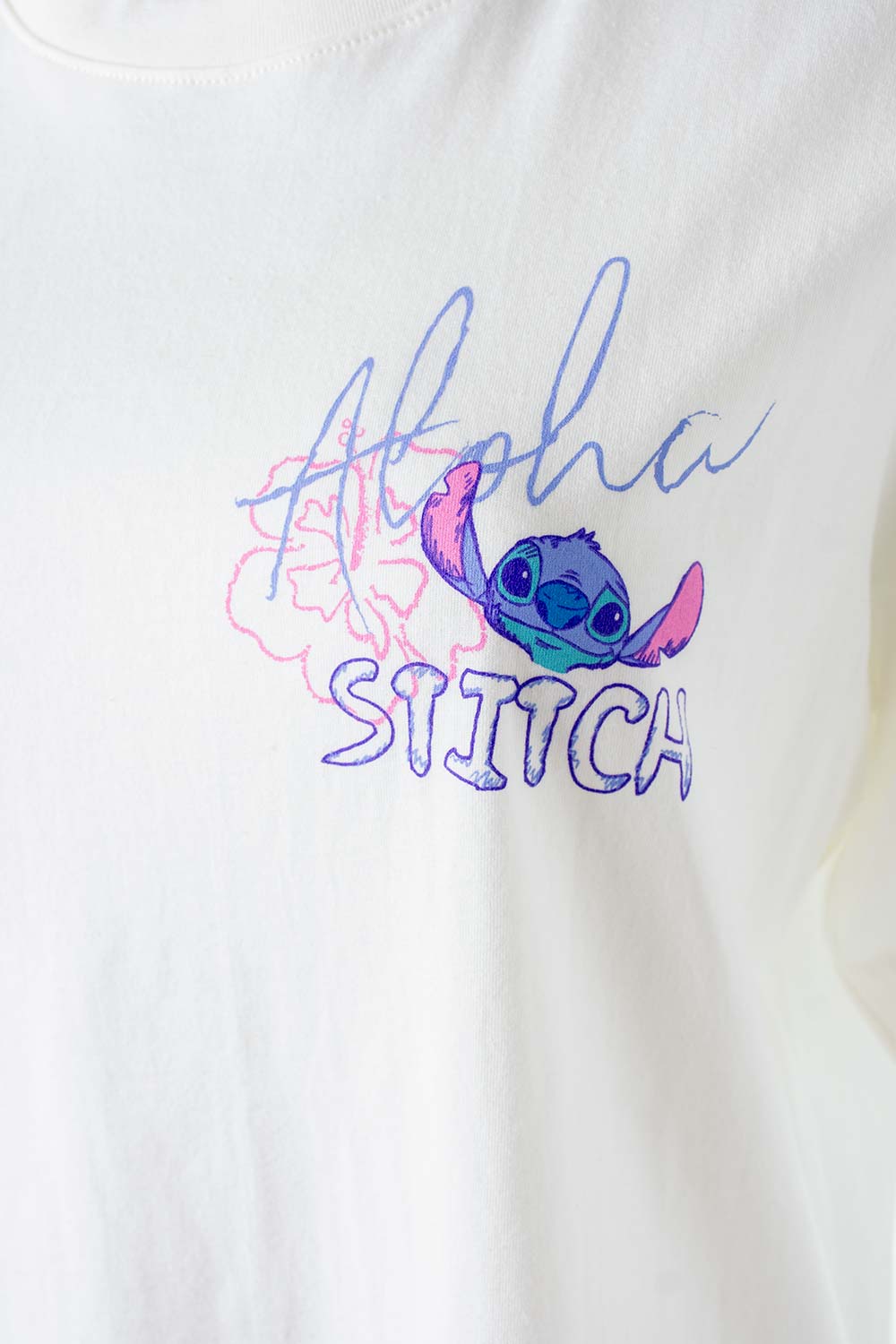 CAMISETA DE STITCH MARFIL REGULAR FIT PARA MUJER