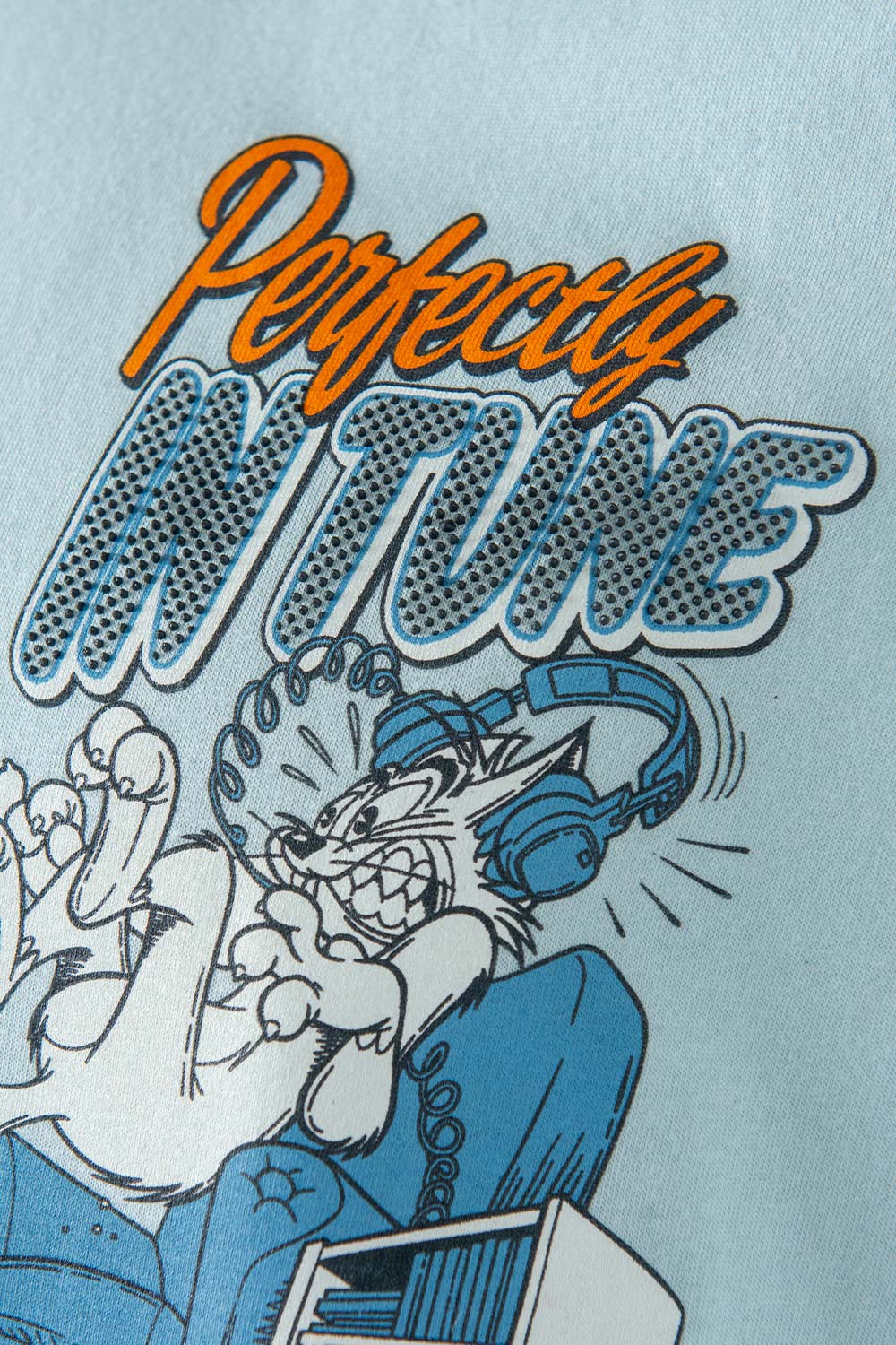 CAMISETA DE TOM Y JERRY REGULAR FIT GÉNERO NEUTRO