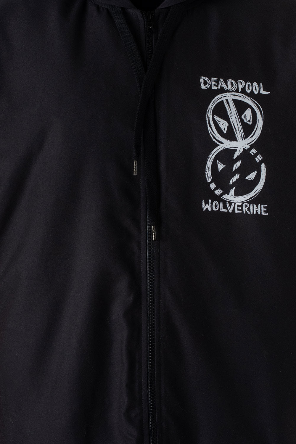 CHAQUETA DE DEADPOOL ROJA Y NEGRA ENGUATADA PARA HOMBRE