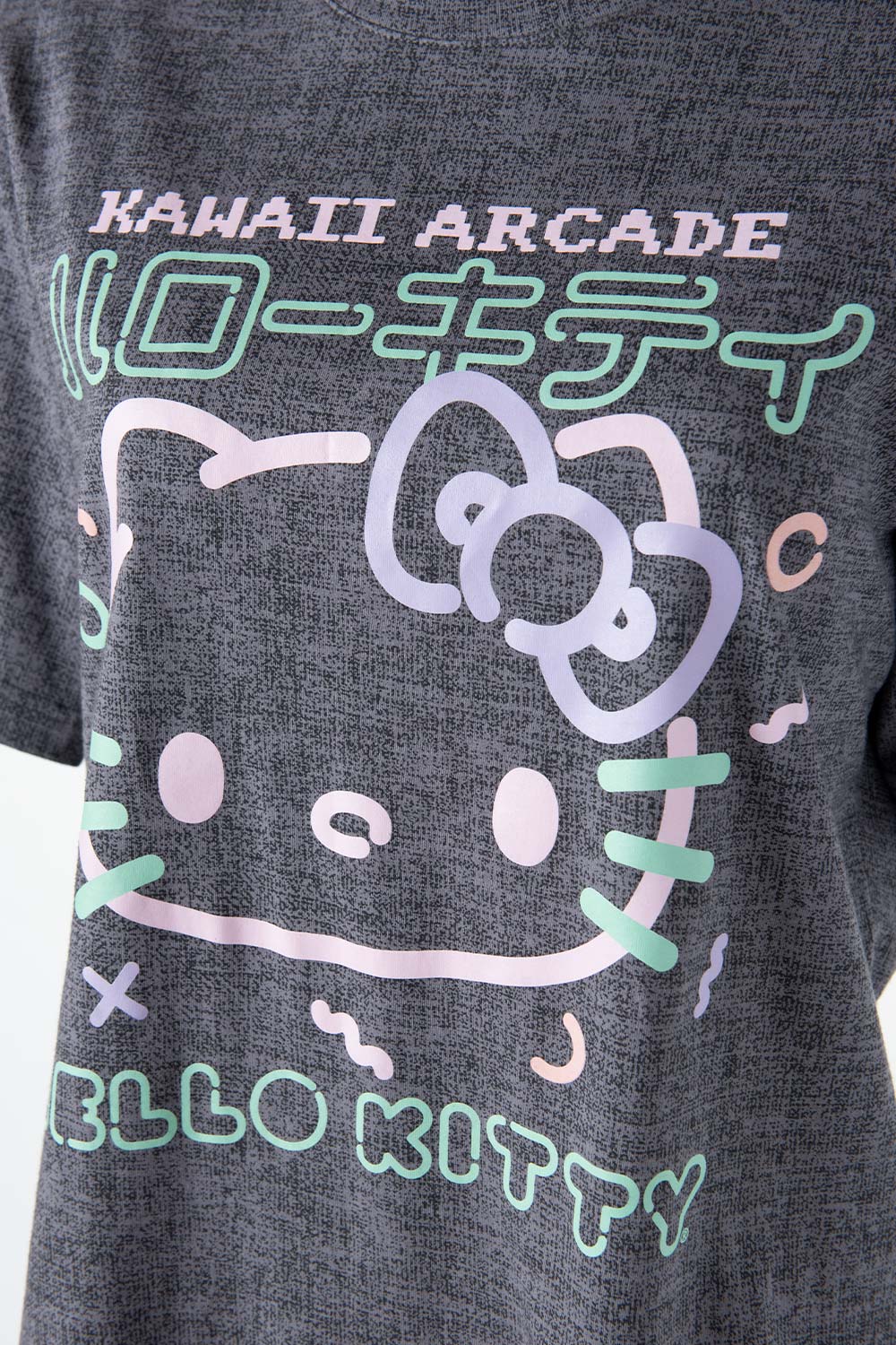 CAMISETA DE HELLO KITTY REGULAR FIT PARA MUJER