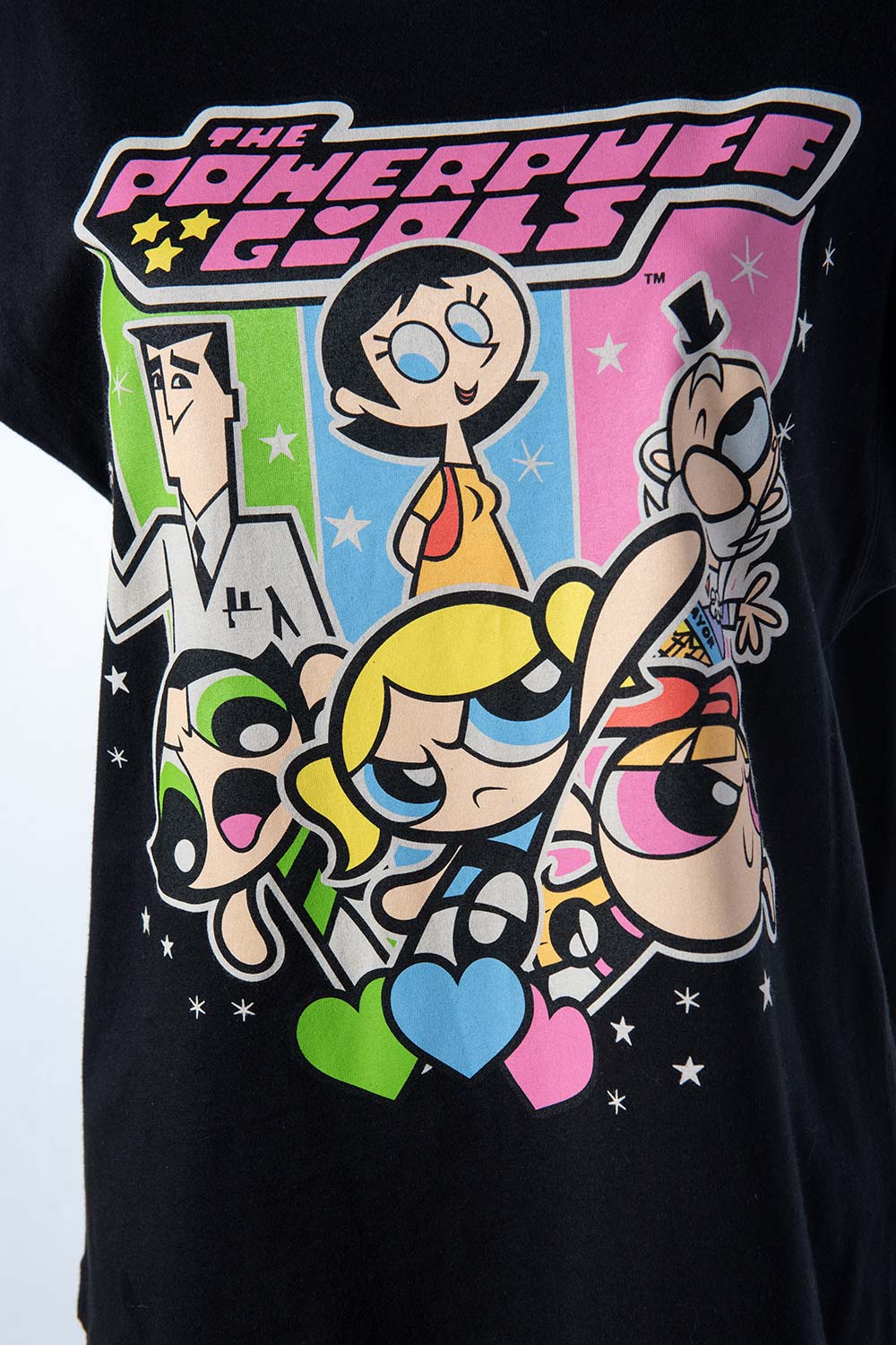CAMISETA DE LAS CHICAS SUPERPODEROSAS NEGRA ESTAMPADA EN FRENTE PARA MUJER