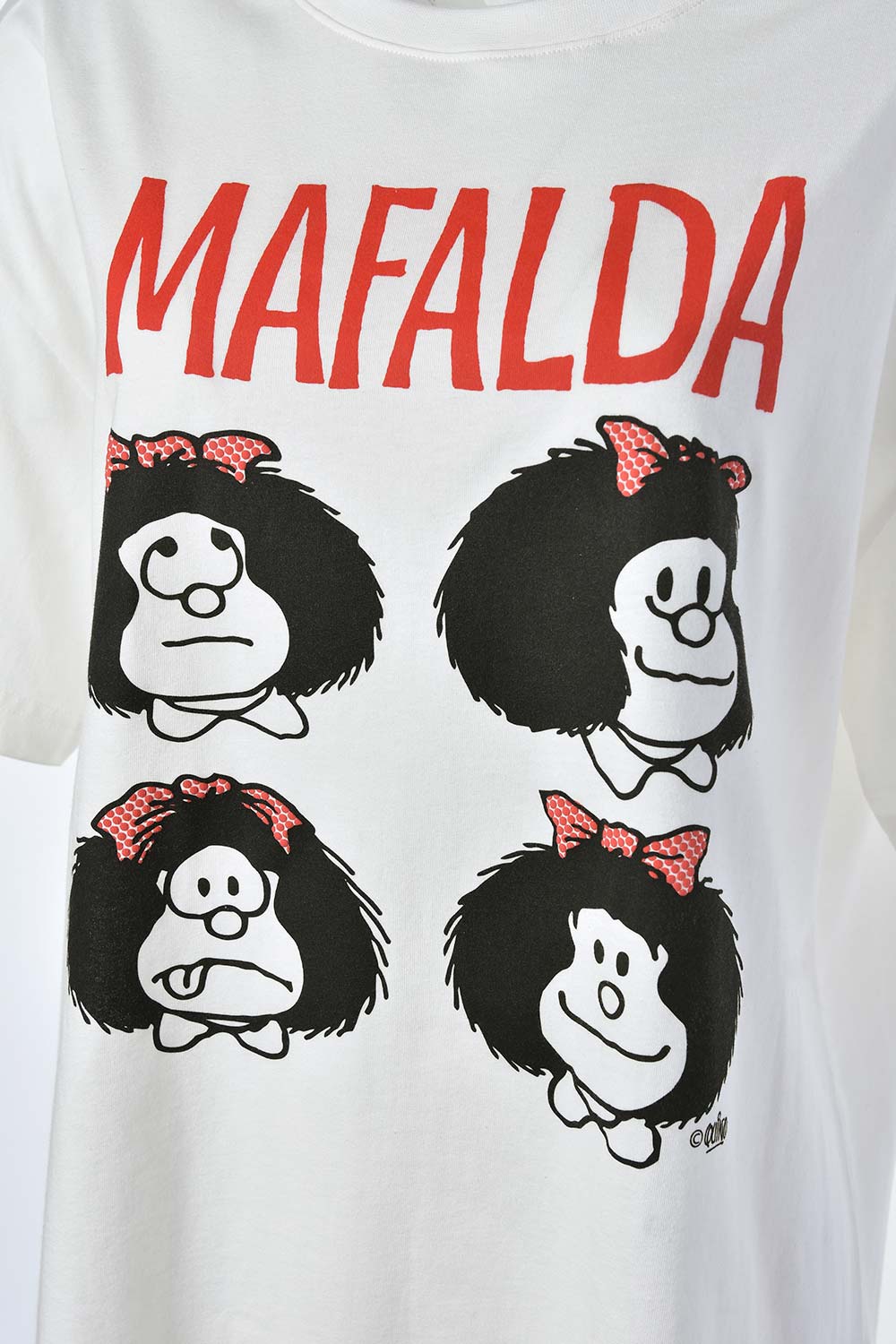 CAMISETA DE MAFALDA REGULAR FIT PARA MUJER