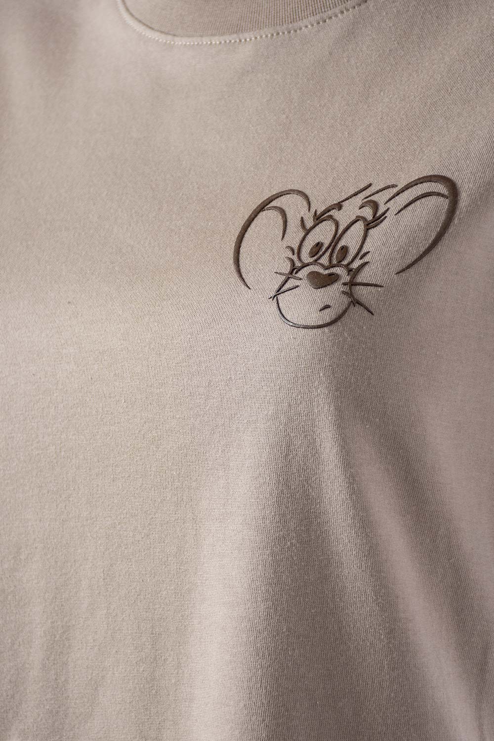 CAMISETA DE TOM Y JERRY REGULAR FIT PARA MUJER