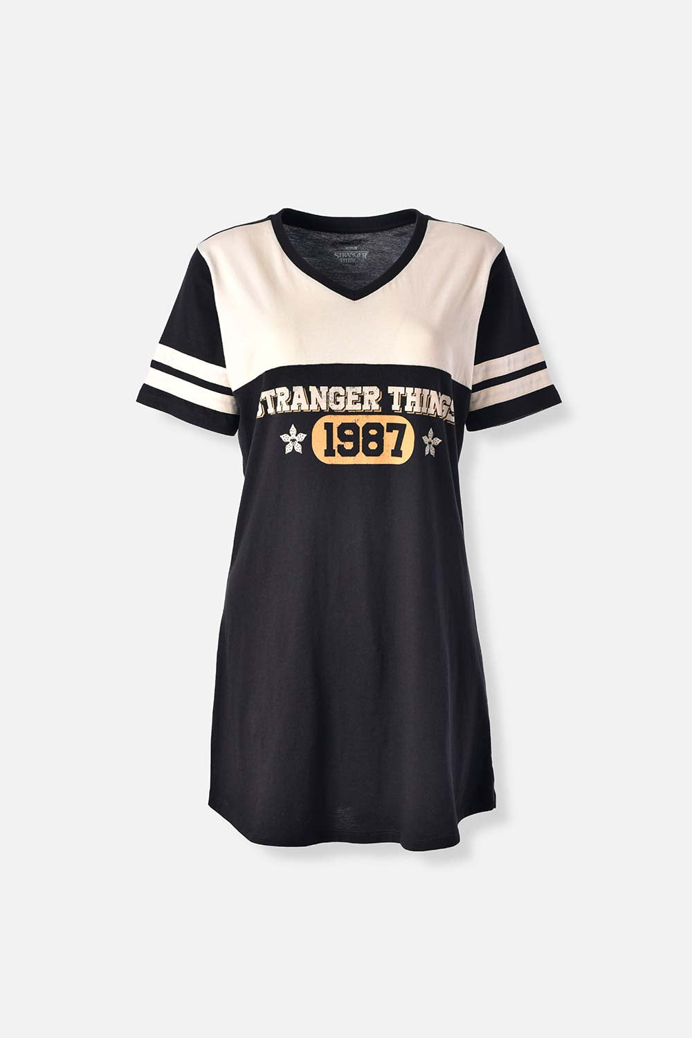 PIJAMA DE STRANGER THINGS PANTALON CORTO PARA MUJER