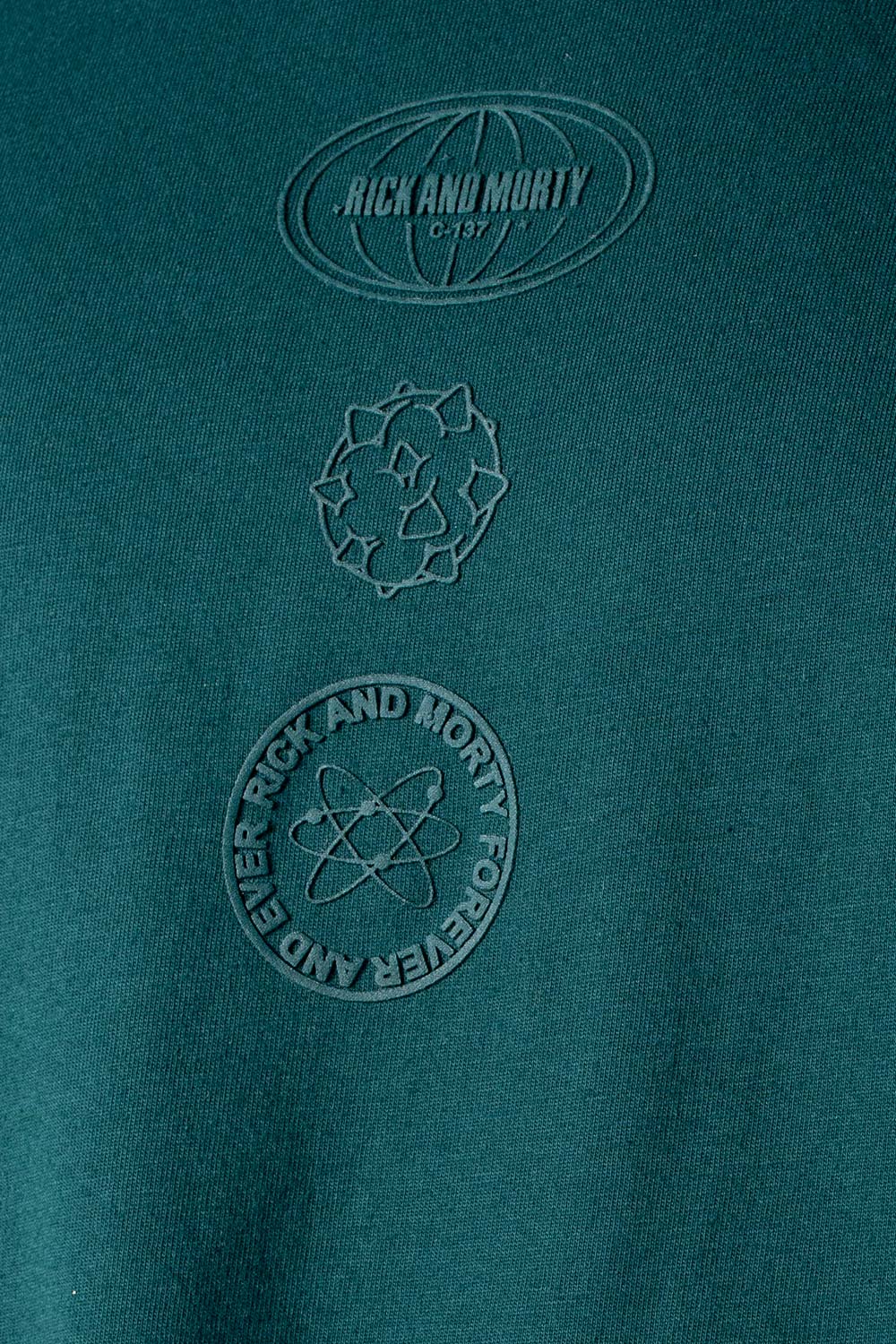 CAMISETA DE RICK & MORTY REGULAR FIT PARA HOMBRE
