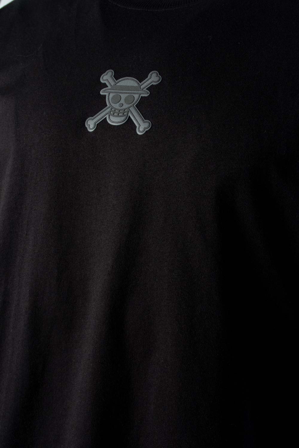 CAMISETA DE ONE PIECE REGULAR FIT PARA HOMBRE