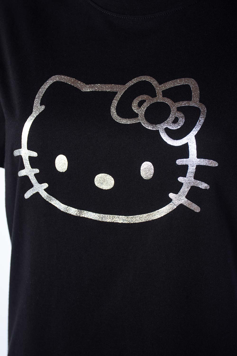 CAMISETA DE HELLO KITTY SLIM FIT PARA MUJER