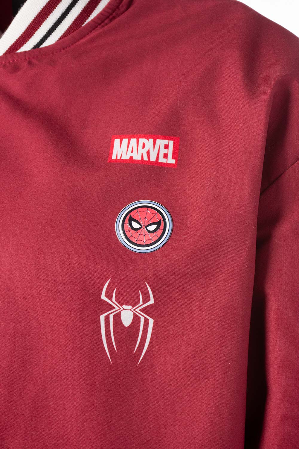 CHAQUETA DE SPIDERMAN ABIERTA Y CON CIERRE PARA HOMBRE