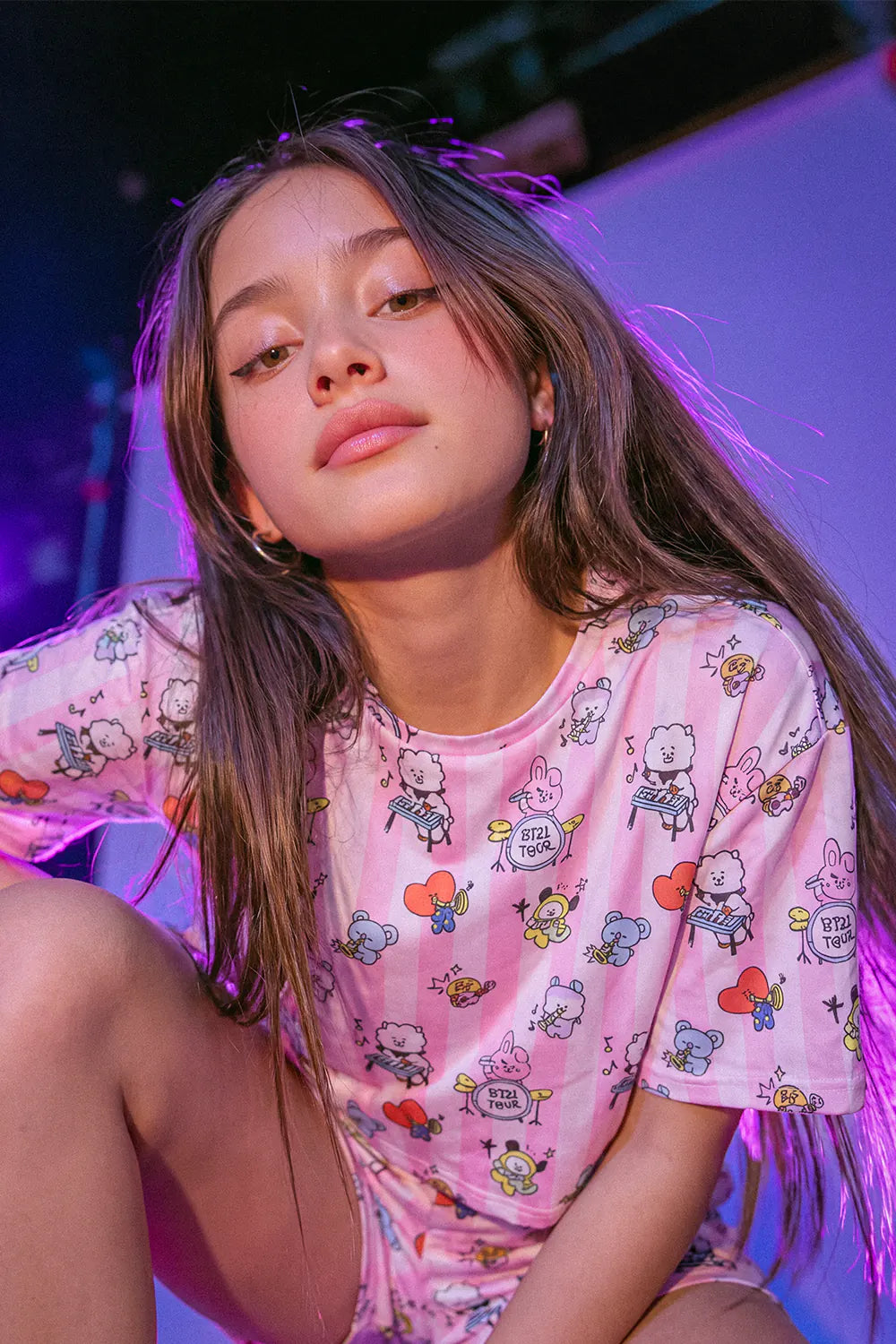 PIJAMA DE BT21 CON PANTALON CORTO PARA MUJER
