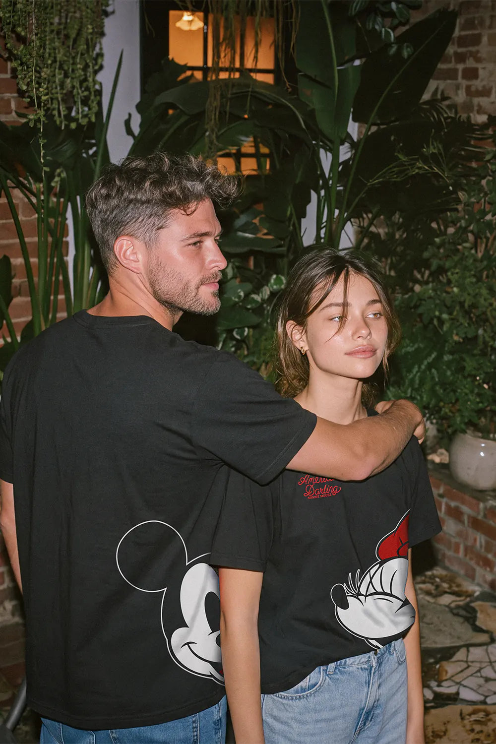CAMISETA DE MICKEY MOUSE REGULAR FIT PARA HOMBRE