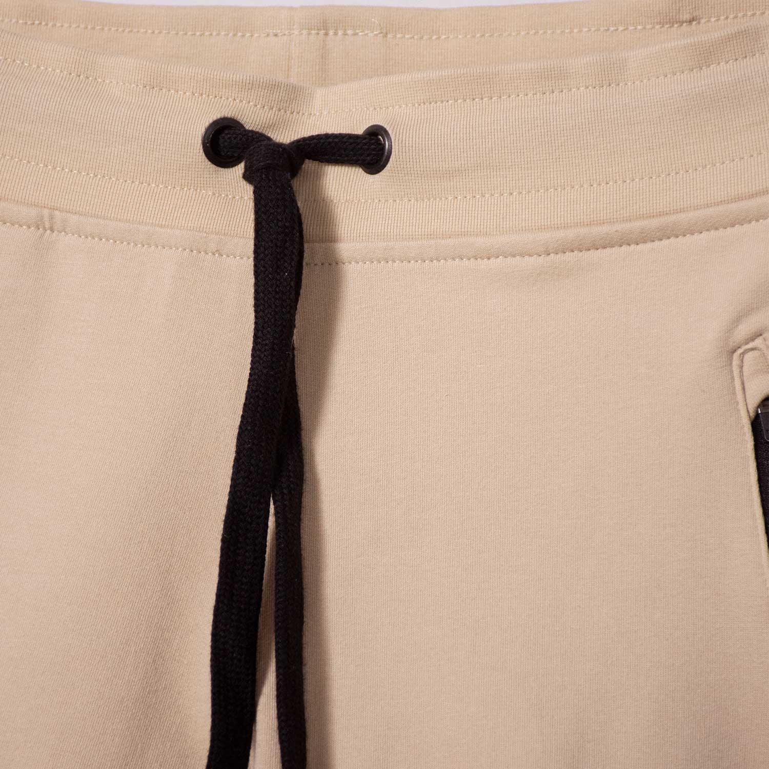 JOGGER DE MOVIES CON BOLSILLOS BEIGE PARA HOMBRE