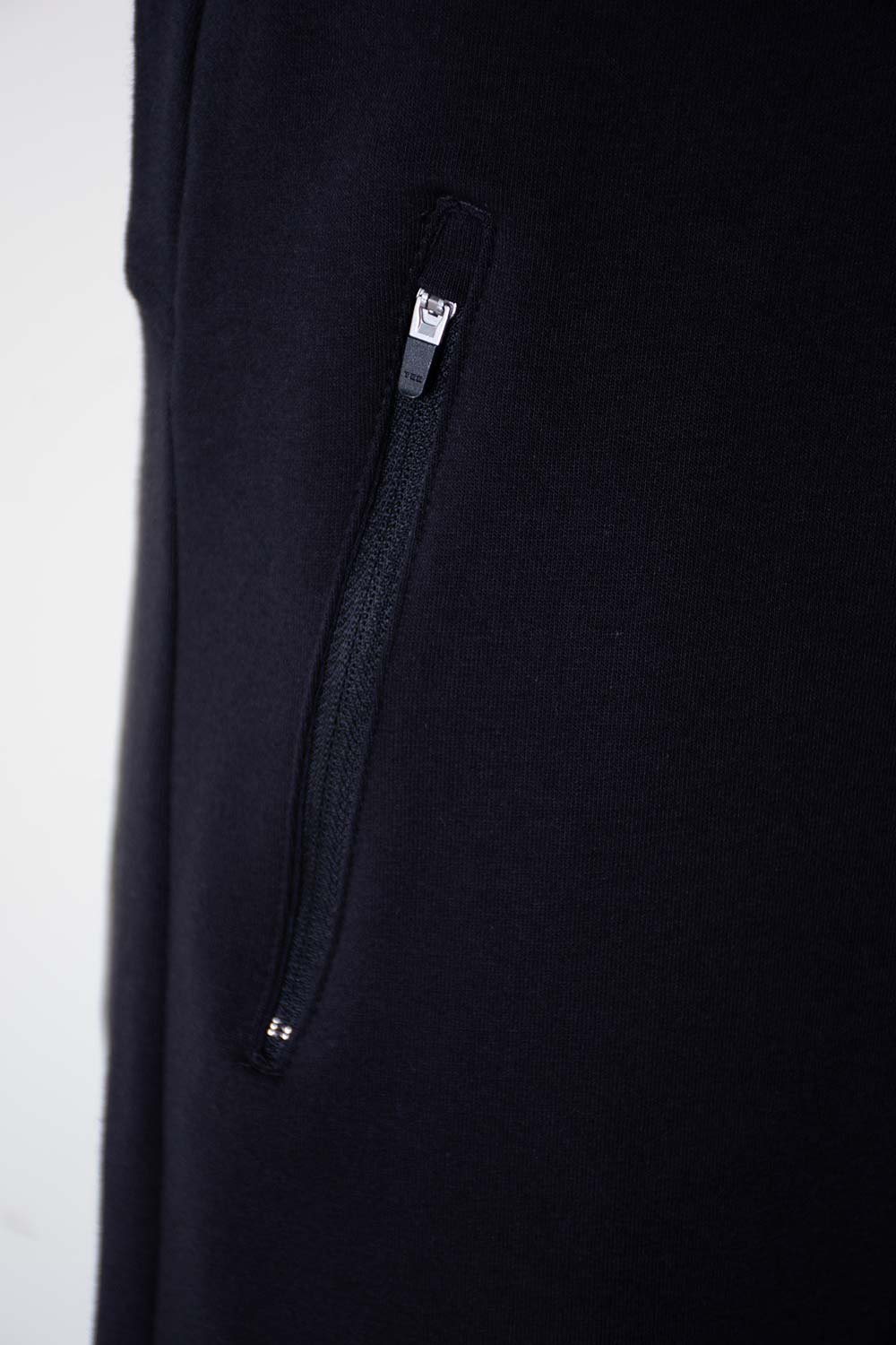JOGGER DE MOVIES NEGRO PARA HOMBRE