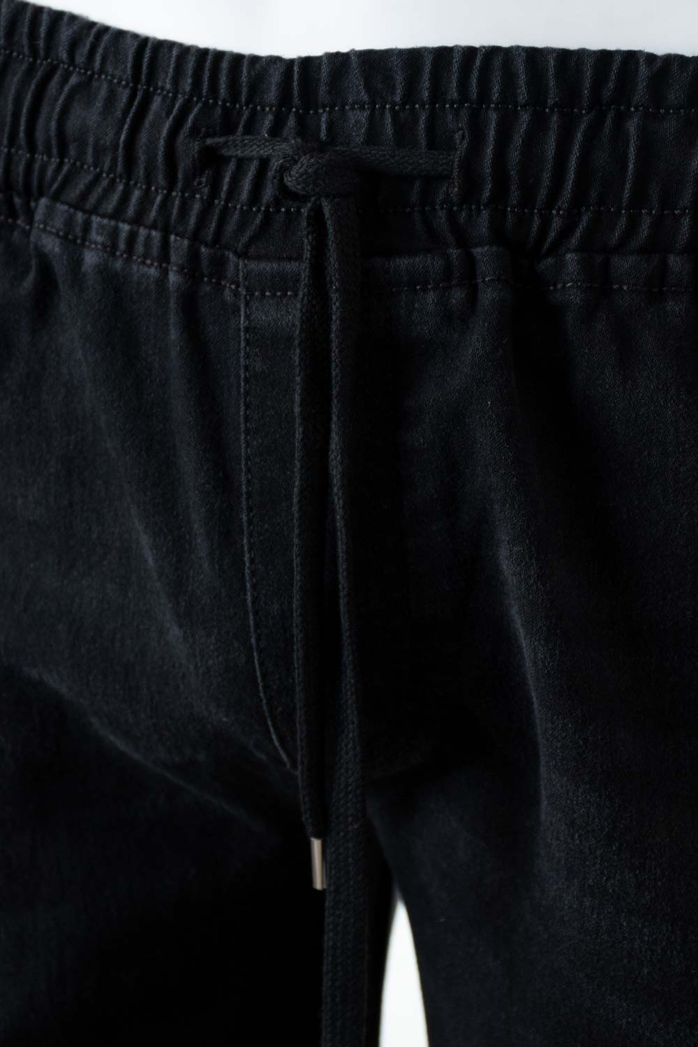JOGGER DE MOVIES NEGRO PARA HOMBRE