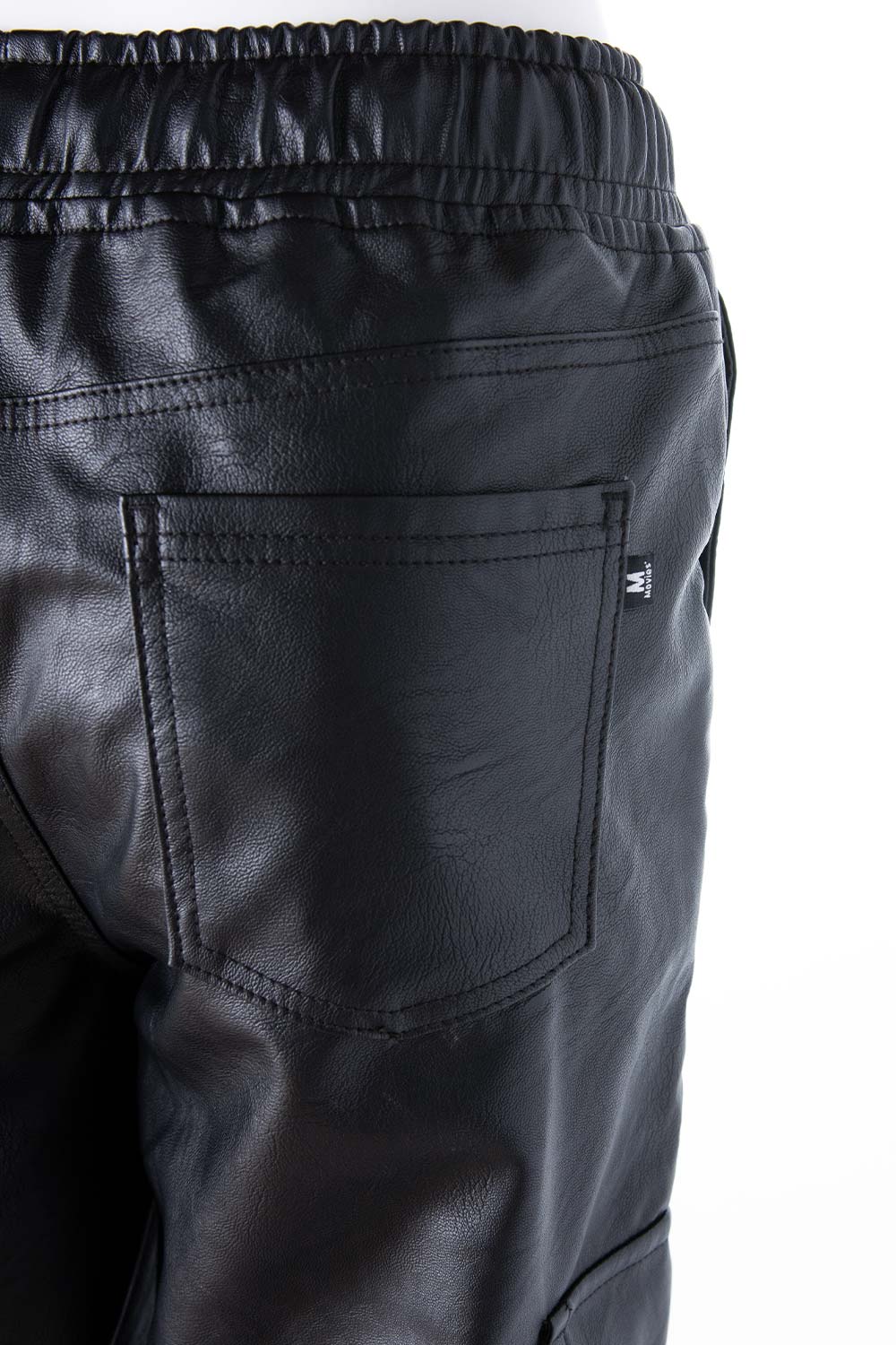 JOGGER DE MOVIES NEGRO CON BOLSILLOS PARA MUJER