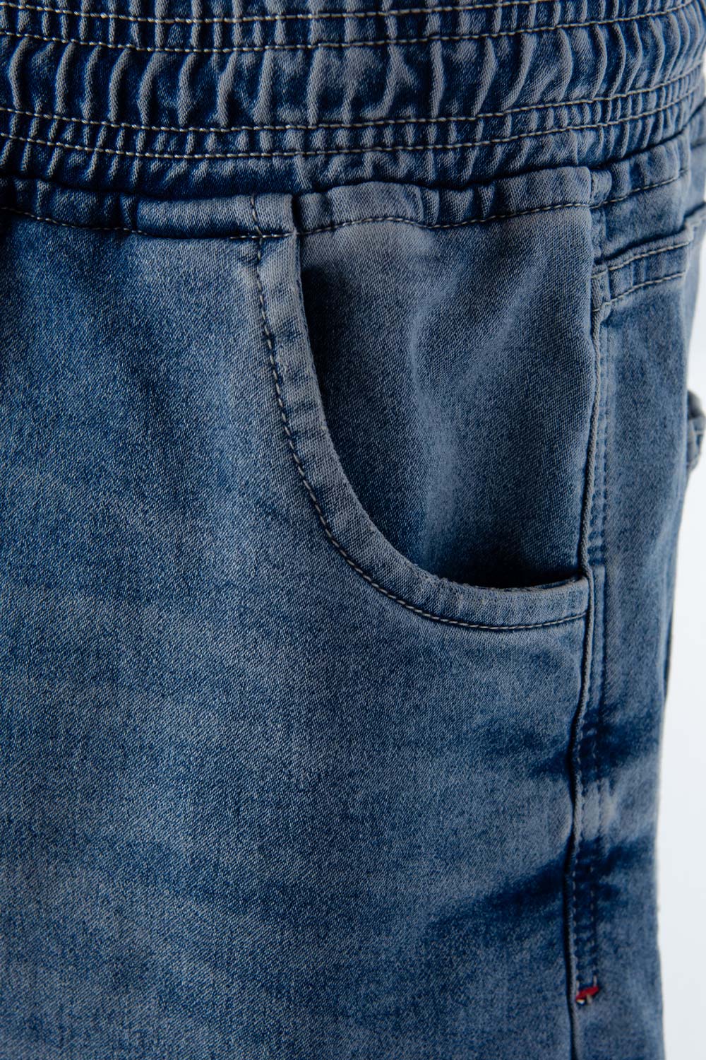 BERMUDA DE MOVIES AZUL TONO MEDIO CON CORDÓN PARA HOMBRE