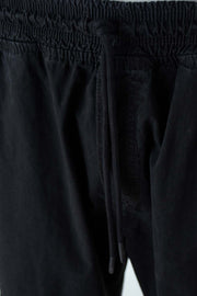 JOGGER DE MOVIES NEGRO CON BOLSILLOS PARA HOMBRE