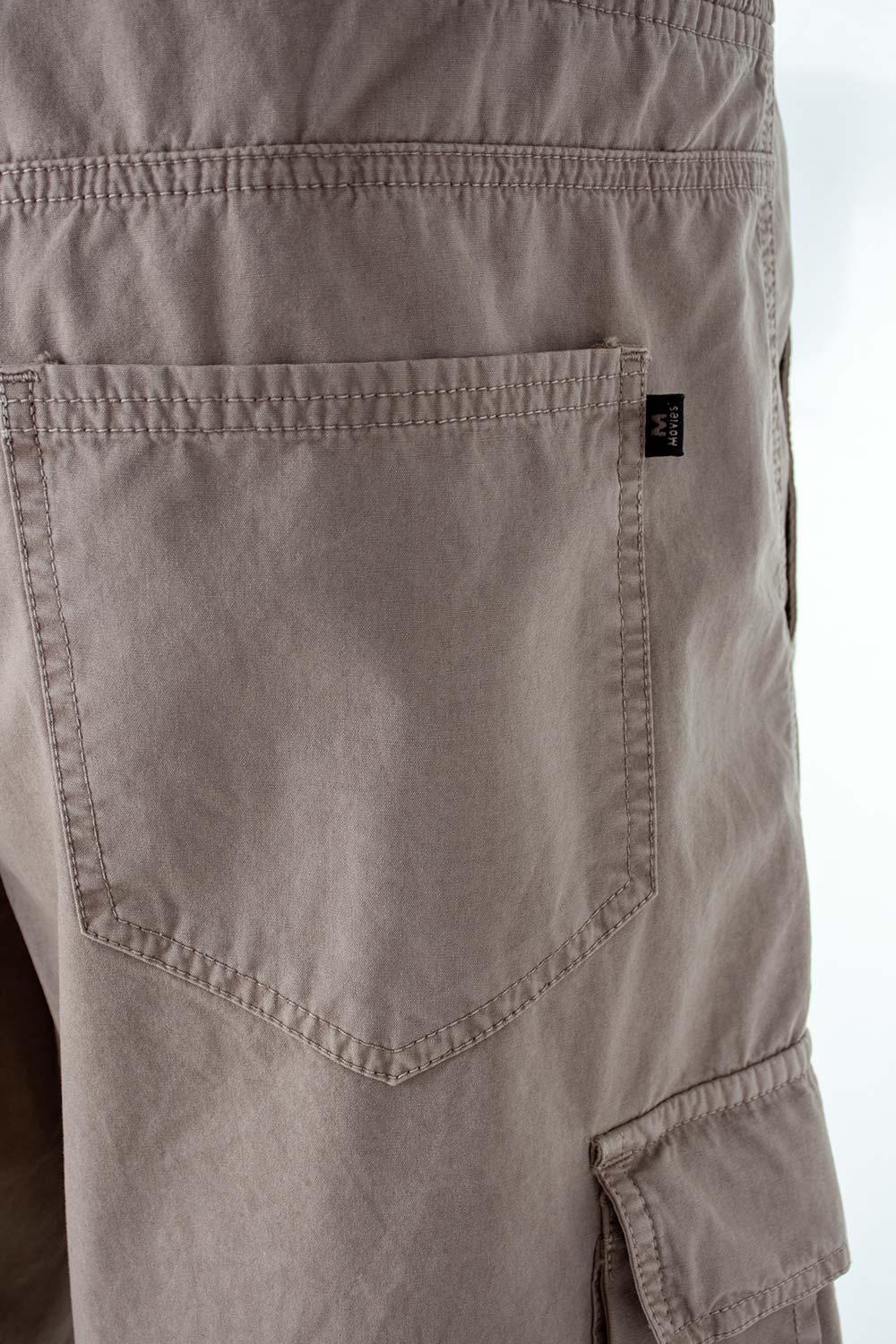 BERMUDA DE MOVIES TAUPE TIPO CARGO PARA HOMBRE