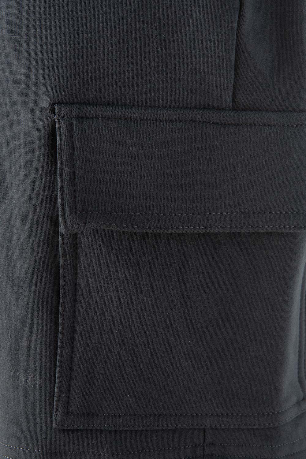 BERMUDA DE MOVIES CON BOLSILLOS GRIS GRAFITO PARA HOMBRE