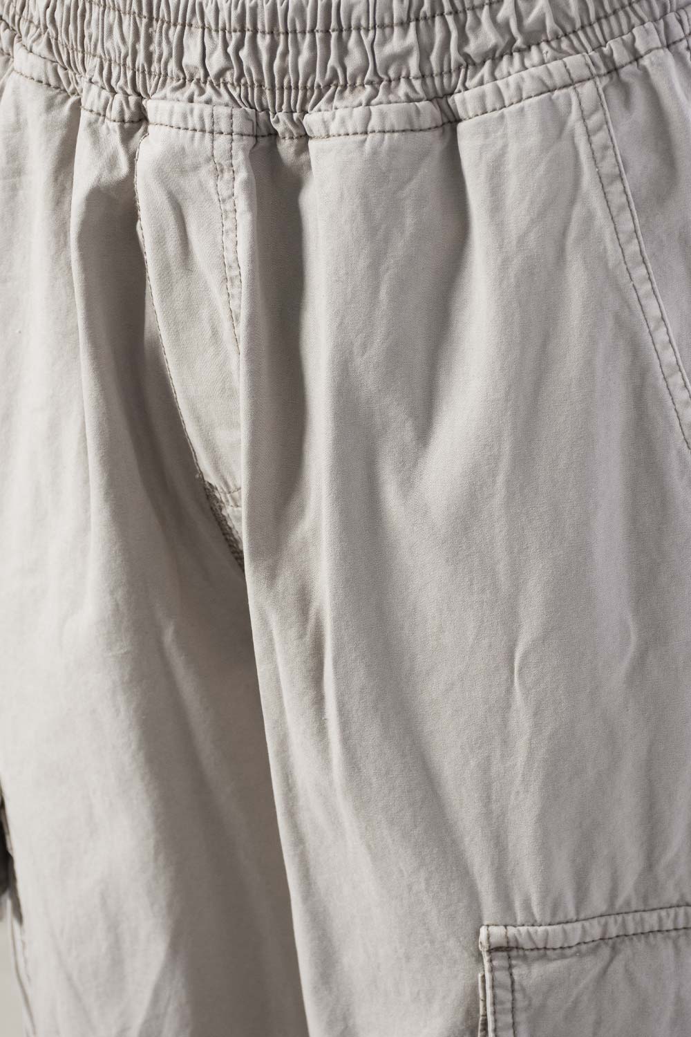 JOGGER DE MOVIES TAUPE PARA MUJER