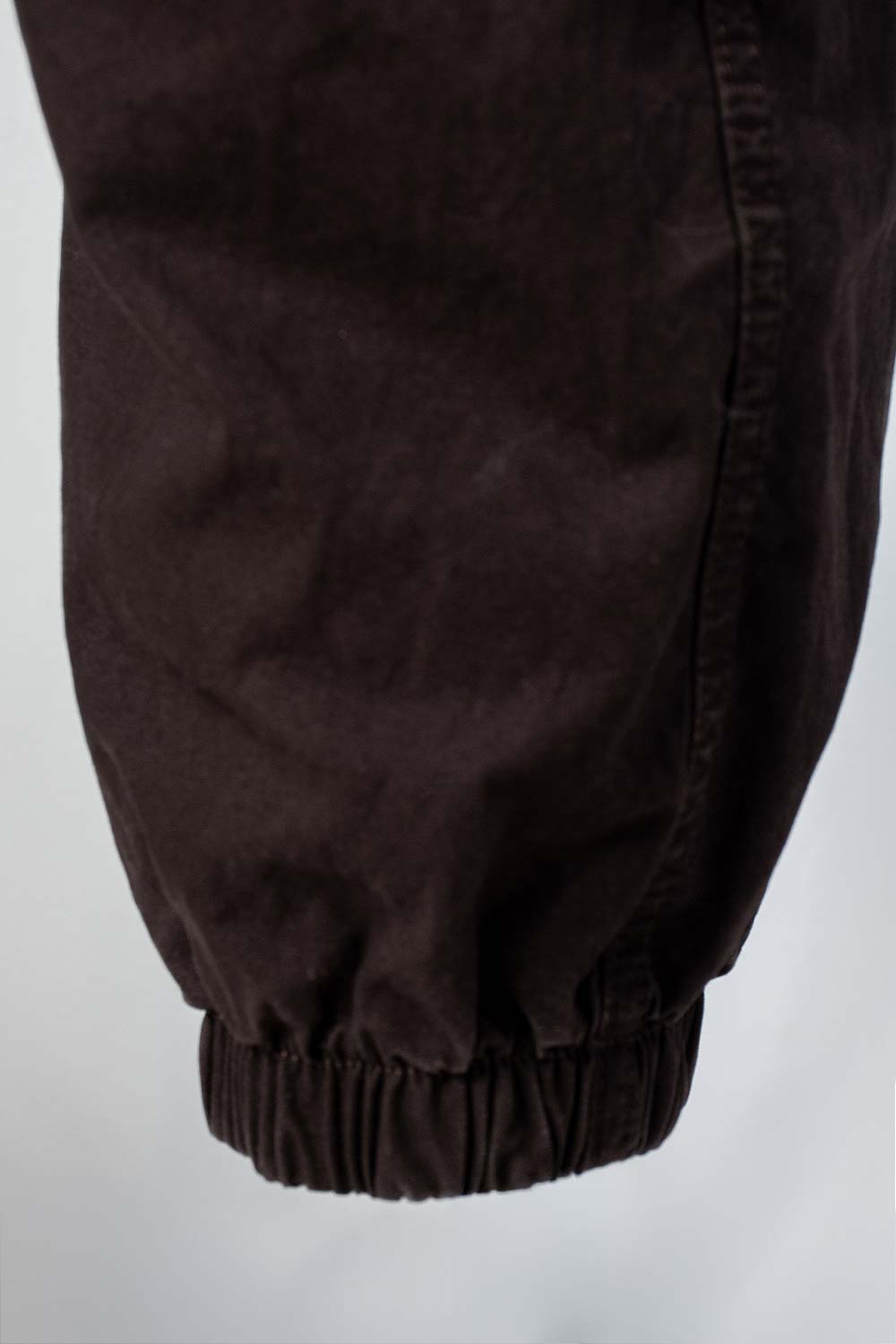 JOGGER DE MOVIES CON CINTURA AJUSTABLE PARA HOMBRE